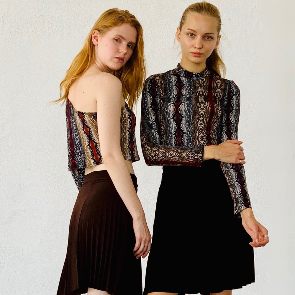 Snakeskin Tops - Picture 4 of 4
